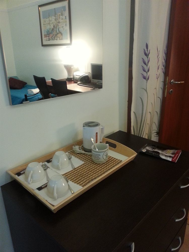 Aloha Rome 2 Hotel Buitenkant foto